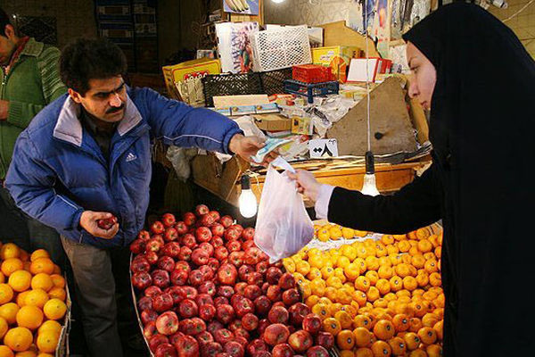 مهاجران: نگران بازار میوه شب یلدا نباشید