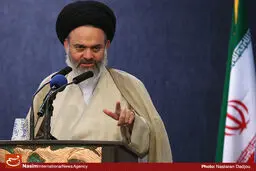 حجت‌الاسلام حسینی بوشهری: حوزه‌های علمیه اهمیت وقف را برای جامعه تبیین کنند