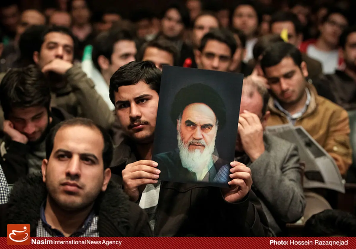 حاشیه‌نگاری خبرنگار «نسیم» از مراسم ۱۶ آذر تالار فردوسی دانشگاه تهران