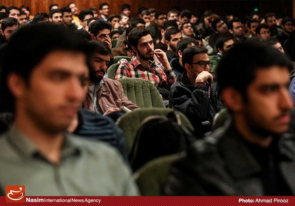 گزارش تصویری:: گرامیداشت ۱۶آذر در دانشگاه صنعتی شریف