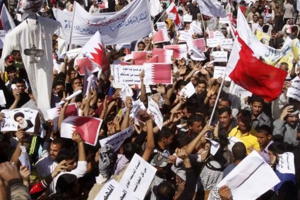 مردم بحرین علیه انگلیس تظاهرات کردند