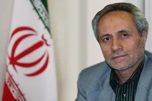 معاون وزیر ارتباطات: ترافیک مکالمه با سیم‌کارت همراه اول و ایرانسل قاچاق می‌شود
