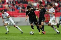 رابین‌کازان در حضور سردار آزمون به پیروزی رسید