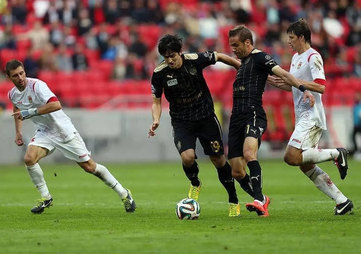 رابین‌کازان در حضور سردار آزمون به پیروزی رسید