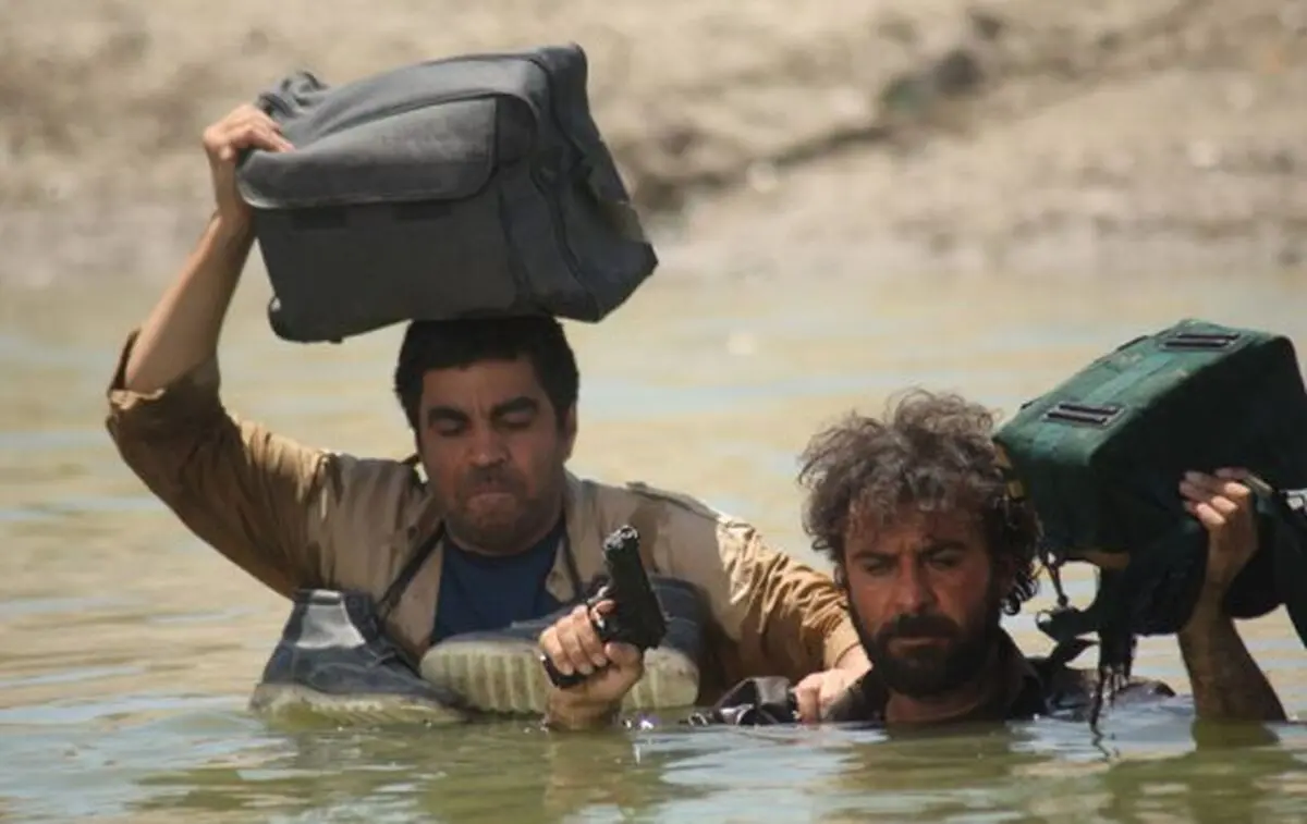 "عاشق‌ها ایستاده می‌میرند" پروانه نمایش گرفت