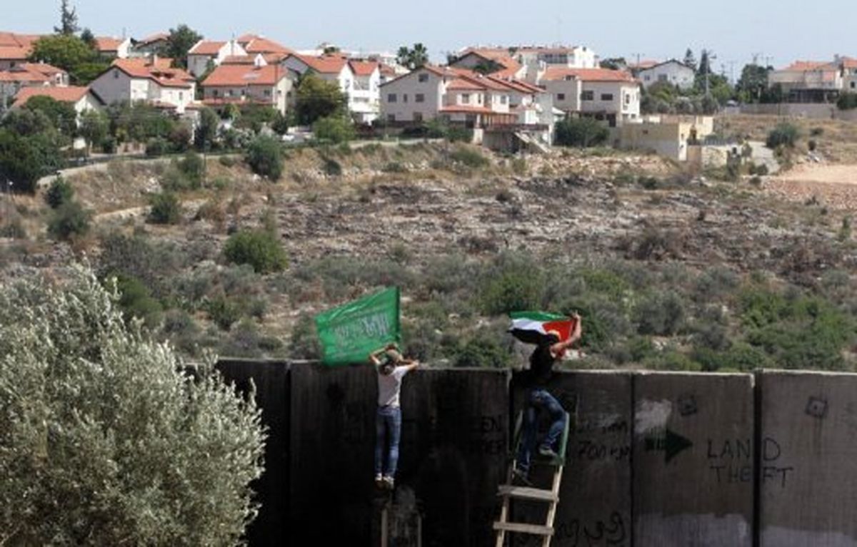 دستور مصادره بیش از ۳۳ هکتار اراضی فلسطینی در غرب رام الله صادر شد