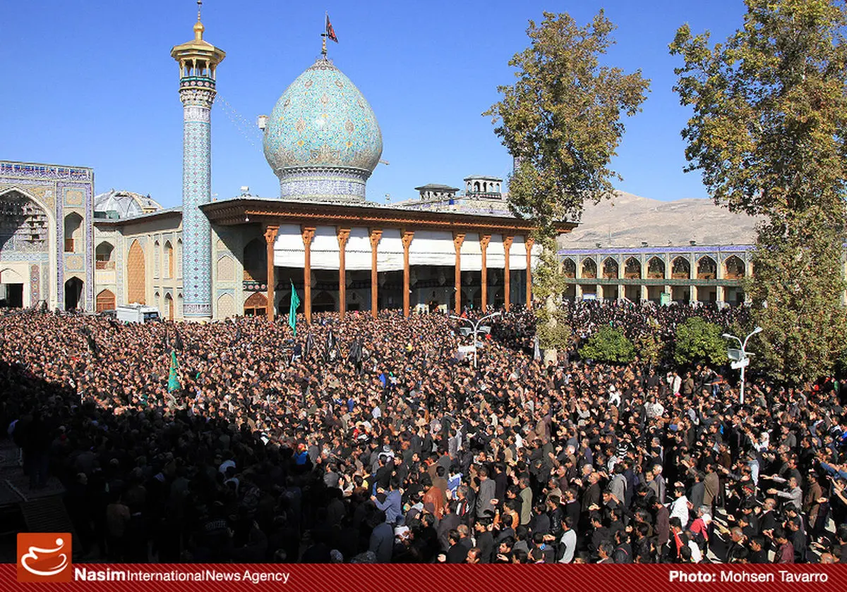 عزاداران حسینی روز اربعین در حرم شاهچراغ(ع) تجمع می‌کنند