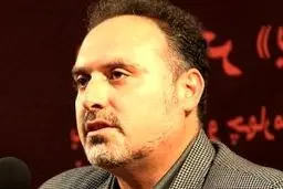 افشین اعلاء: امینی با داشتن خضوع و ظرافت در شعر نگاهی به طنز دارد