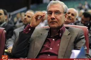 ربیعی: ۲۴۰ هزار صنعت در معرض ریزش نیرو قرار دارند