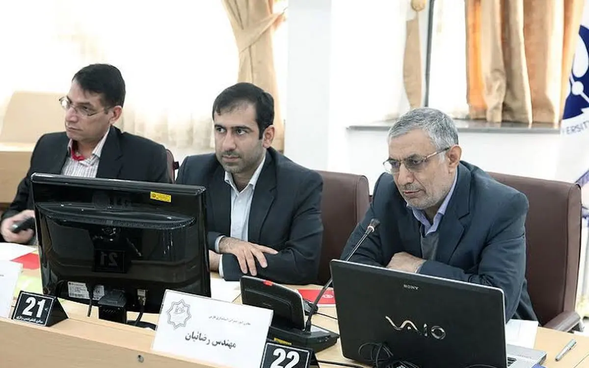 "ظرفیت‌های بالای دفاتر فنی استانداری‌ها نباید تحت‌الشعاع مسائل سیاسی قرار گیرد"