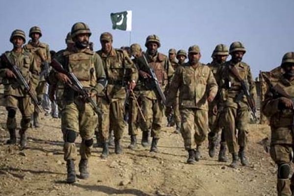 ۳۲ فرد مسلح در عملیات ۲۴ ساعت گذشته ارتش پاکستان در خیبر کشته شدند
