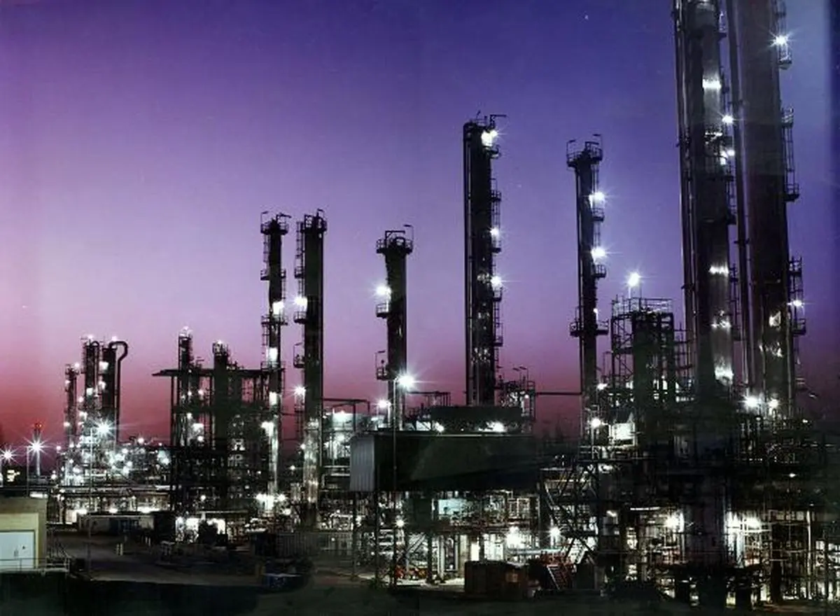 چشم‌انداز نفت در سال ۲۰۱۵