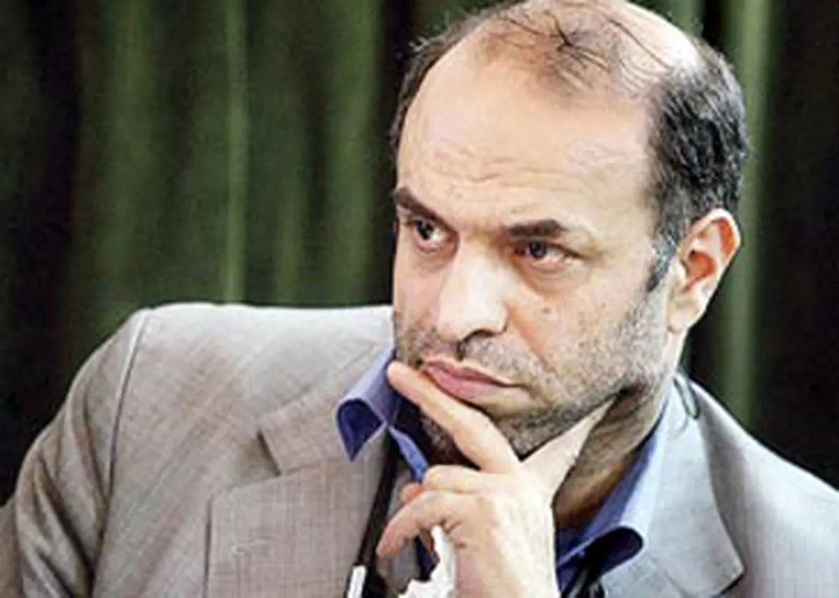 ندیمی: عدم اجرای اصل ۴۴ قانون اساسی اولین ریشه فساد در اقتصاد است