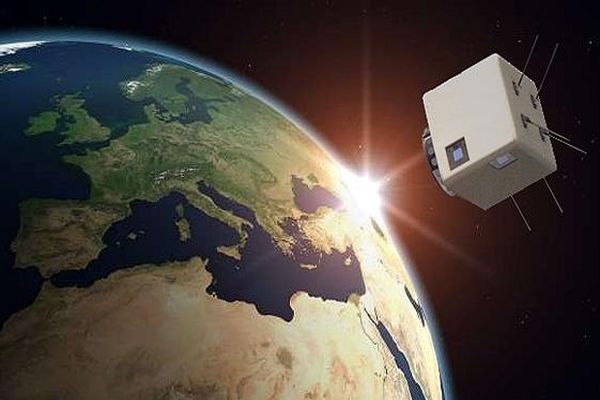 نرم افزار شبیه‌ساز ماهواره مخابراتی 