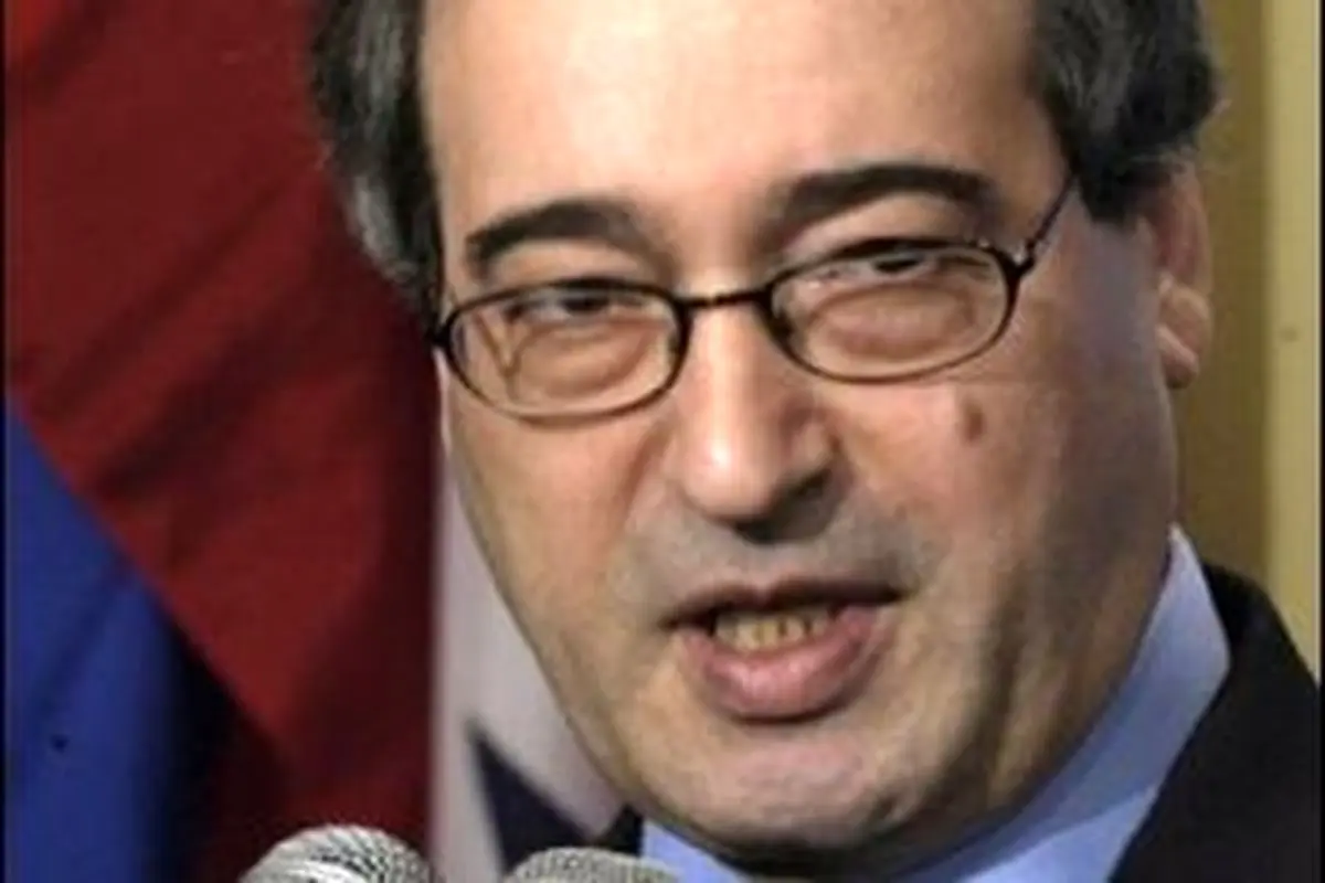 فیصل مقداد: برای حل بحران سوریه باید دولت حاکم بر این کشور پذیرفته شود