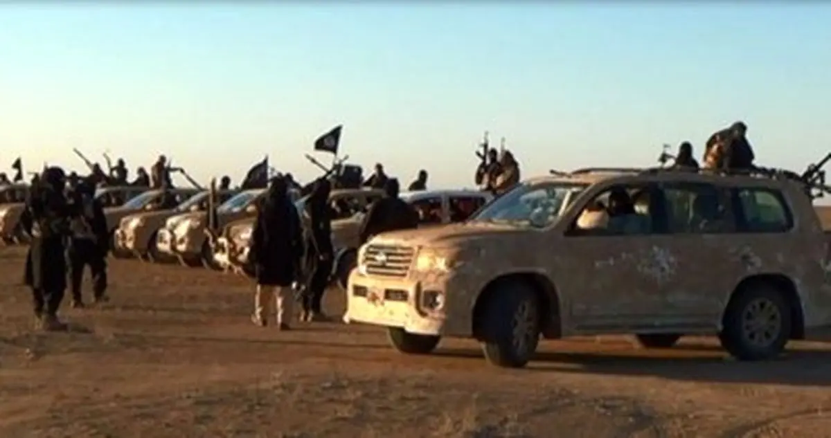 داعش حفر خندق در اطراف موصل را آغاز کرد