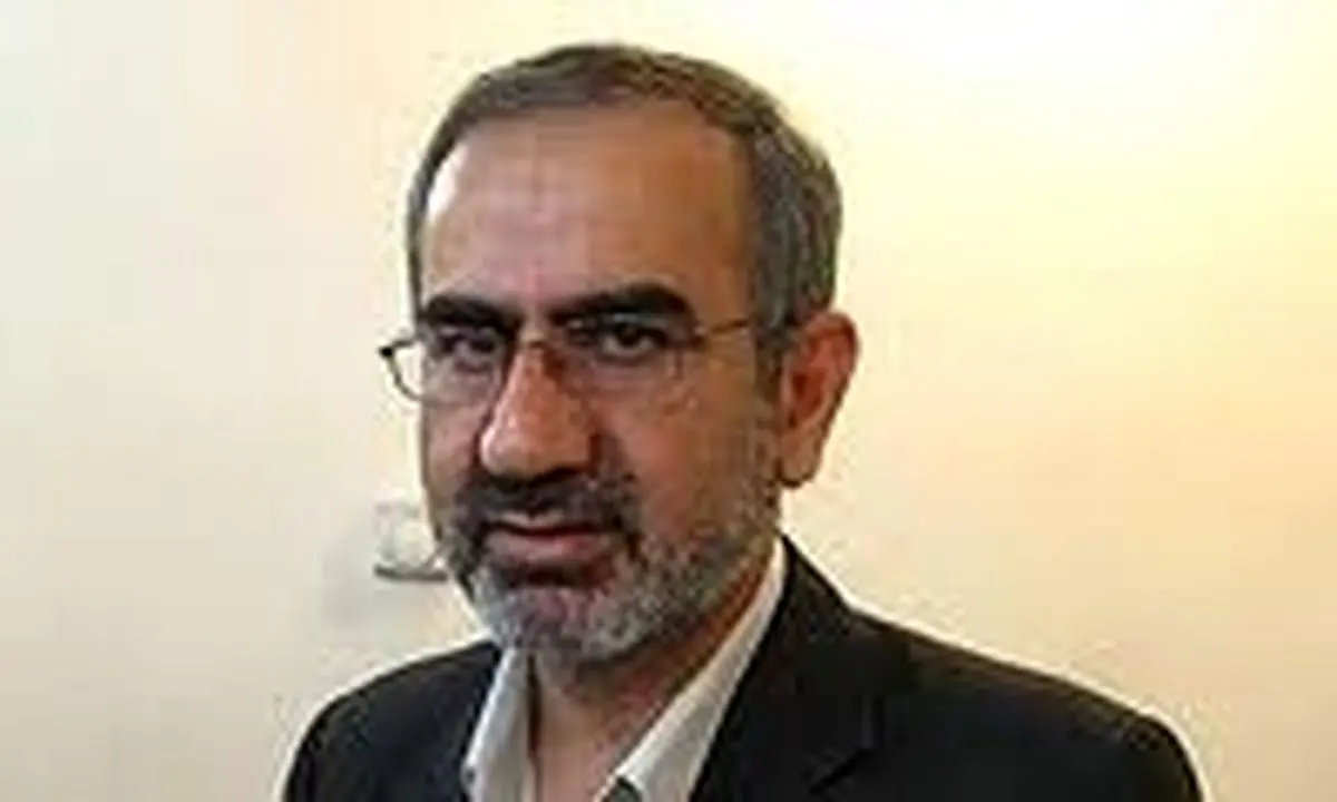 قادری: دولت تبصره حذف یارانه پولدارها در بودجه ۹۴ را حذف کرد