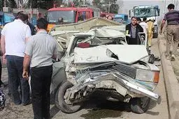 تصادف دو دستگاه خودروی پیکان در کرمانشاه هشت کشته و زخمی برجا گذاشت