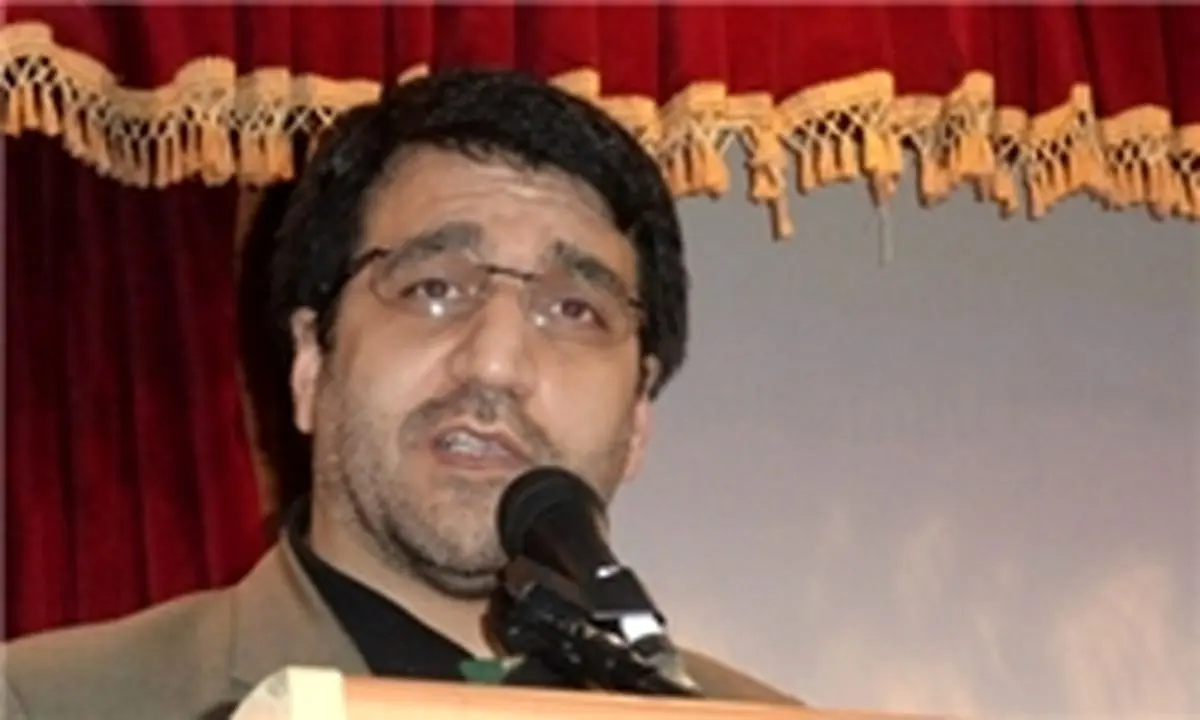 معاون حوزه هنری: وظیفه ذاتی حوزه هنری رشد و تعالی هنر انقلاب و دفاع مقدس است