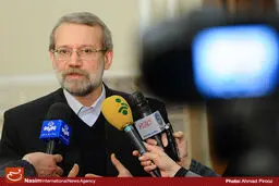 لاریجانی: تنها راه حل مبارزه با تروریسم همکاری کشورهای اسلامی است