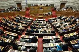 به دلیل ناکامی در انتخاب رئیس‌جمهور، انتخابات زودرس در یونان برگزار می‌شود