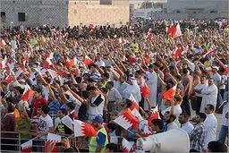 تظاهرات مردم بحرین در اعتراض به بازداشت شیخ علی سلمان آغاز شد