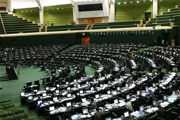 ۲۱۲ نماینده مجلس در نامه‌ای از برگزاری رزمایش ارتش تقدیر کردند