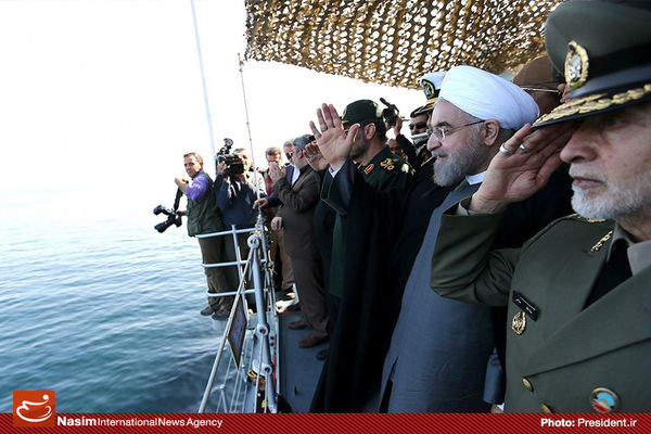 روحانی: فرمانده عالی نیروهای مسلح ما، فقیهی عادل، عالم و مورد احترام و اعتماد مردم است