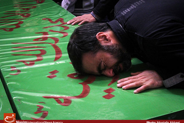 گزارش تصویری:: تشییع پیکر ۳ شهید داوطلب مدافع حرم در مشهد