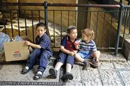 رژیم صهیونیستی از افزایش ۵۵ درصدی فقر در میان کودکان صهیونیست خبر داد