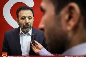 واعظی: هیچ اپراتوری حق ندارد بیشتر از تعرفه تعیین شده اینترنت از مردم هزینه دریافت کند