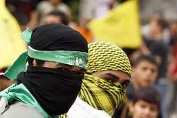 حماس از بازداشت ۱۴ عضو خود توسط نیروهای امنیتی تشکیلات خودگردان در کرانه باختری خبر داد