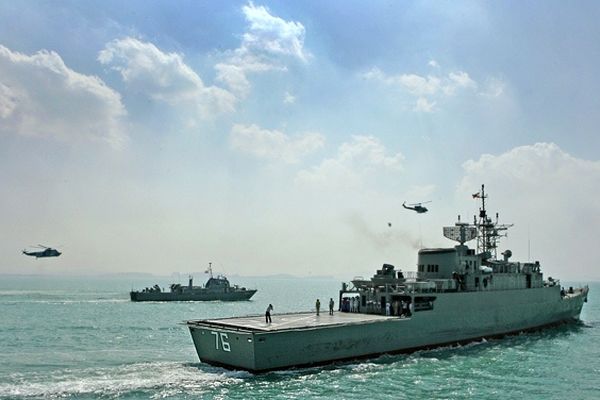 عملیات شناسایی ناوشکن جماران و بوشهر در آب‌های آزاد آغاز شد