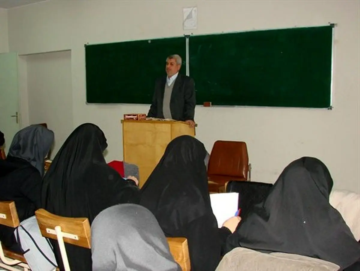 بخشنامه انتخاب اعضای هیات علمی نمونه سال ۹۴ به دانشگاه‌ها ابلاغ شد