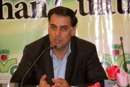 آذری: یکی از کسانی بودم که خواهش کردم اول گزارش مالی بررسی شود