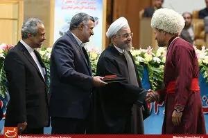 گزارش تصویری:: تجلیل از تولیدکنندگان برتر بخش کشاورزی
