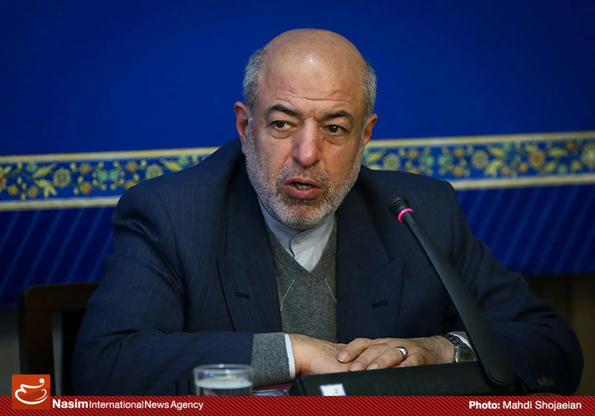 وزیر نیرو: آب کارون "فقط برای شرب" به اصفهان، کرمان و یزد منتقل می‌شود