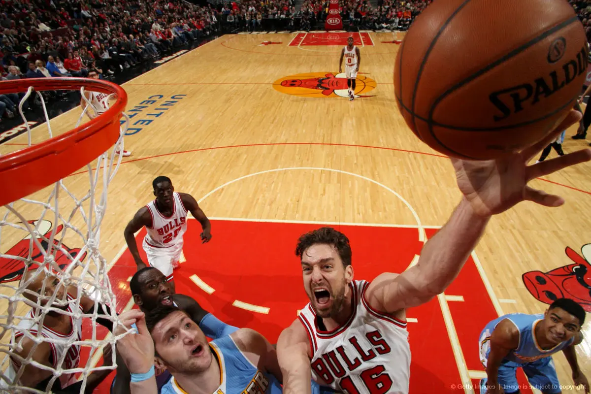 رقابت‌های بسکتبال NBA با برگزاری دو دیدار پیگیری شد