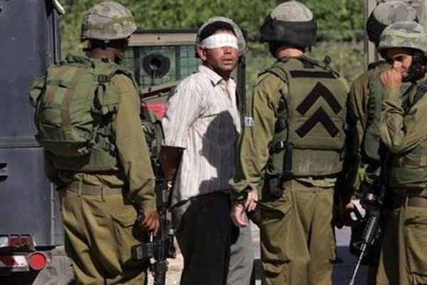 نیروهای امنیتی رژیم صهیونیستی دو فلسطینی را در رام‌‌الله بازداشت کردند