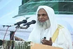 امام جمعه اهل سنت نیکشهر: نباید اجازه داد کسی وحدت سیستان و بلوچستان را خدشه‌دار کند