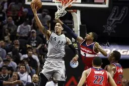 مدافع عنوان قهرمانی NBA پیروز شد