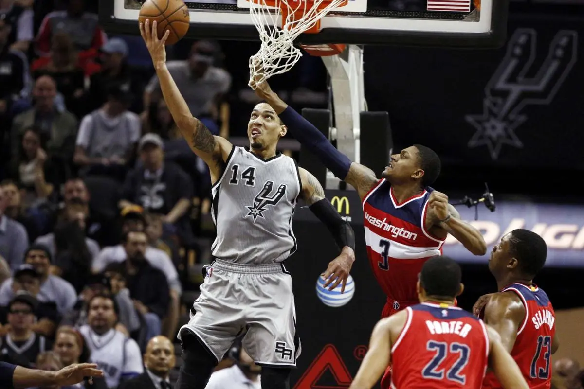 مدافع عنوان قهرمانی NBA پیروز شد