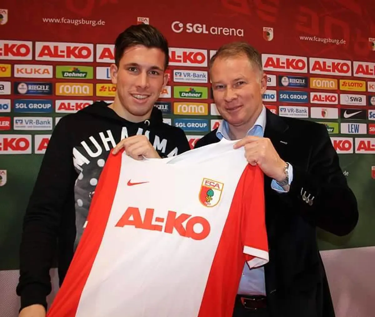 هافبک بایرن مونیخ به صورت قرضی راهی آگزبورگ شد