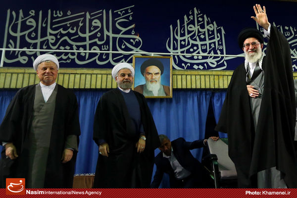 گزارش تصویری:: دیدار مسئولان، سفرا و مهمانان کنفرانس وحدت اسلامی با رهبر معظم انقلاب
