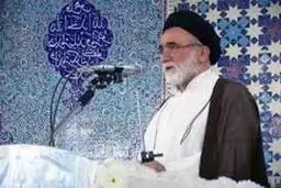 امام جمعه لامرد: صلابت و اقتدار جمهوری اسلامی در دنیا نمونه است