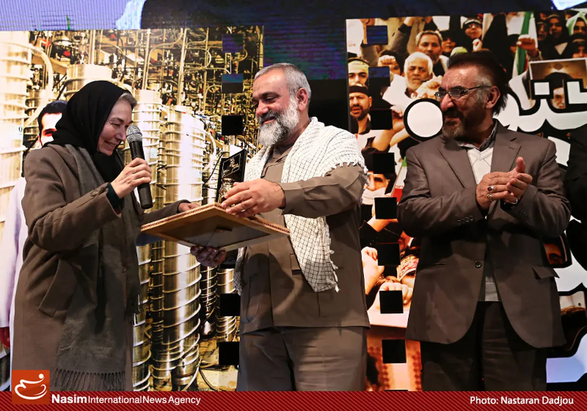 پروانه معصومی و فرخ نعمتی فانوس جشنواره عمار را گرفتند + برگزیدگان بخش‌های مختلف