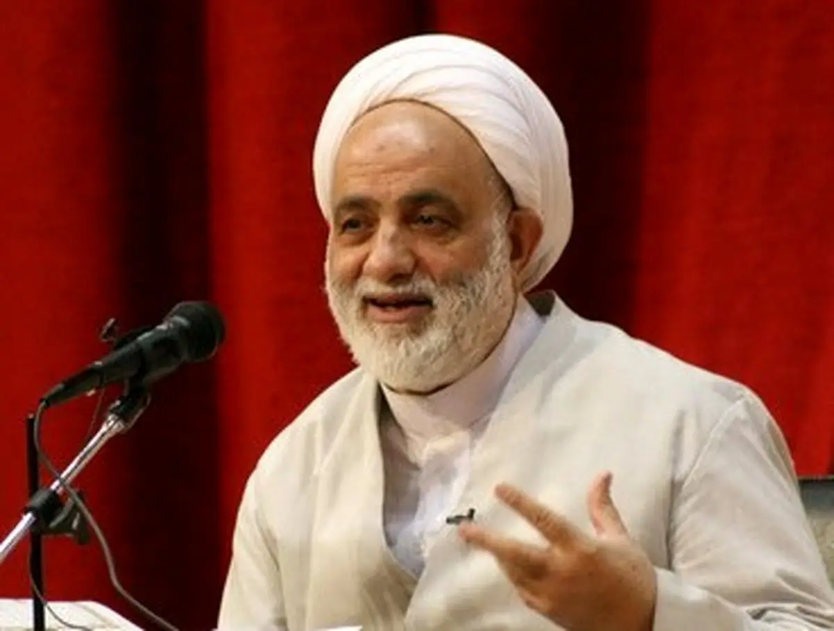 حجت‌الاسلام قرائتی: سن ازدواج بالا رفته و آمار طلاق افزایش یافته است