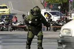 مقامات امنیتی ترکیه از کشف دو بمب دست‌‌ساز در فروشگاهی در استانبول خبر دادند