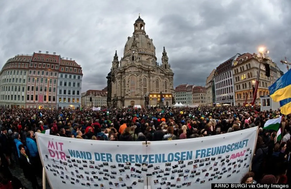 ده‌ها هزار آلمانی در اعتراض به سیاست‌های اسلام‌هراسی در غرب تظاهرات کردند