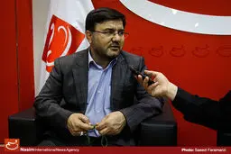 نعمتی: فراکسیون رهروان ولایت هنوز تصمیمی برای حزب یا جبهه شدن نگرفته است